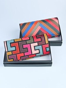 YS Женский кошелек YH-"071-035"