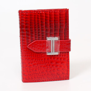 YV Визитница хлястик лак 